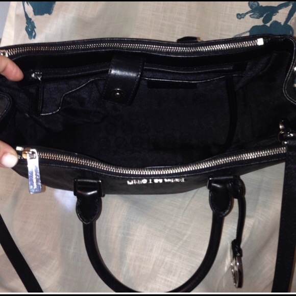 MK Monogram Sutton - Picture 2 of 3